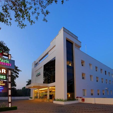 Hotel Park Residency Kuttiyadi Kuttyadi Eksteriør bilde