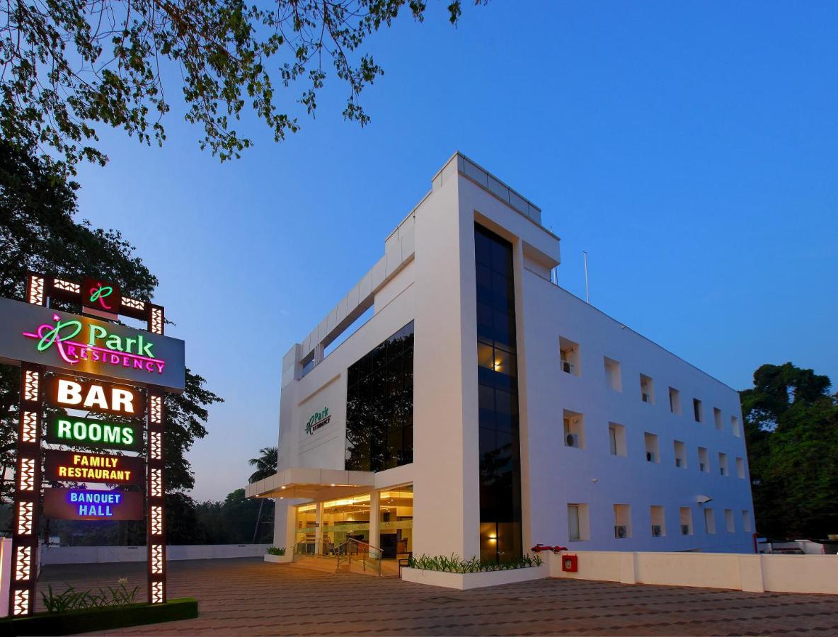 Hotel Park Residency Kuttiyadi Kuttyadi Eksteriør bilde